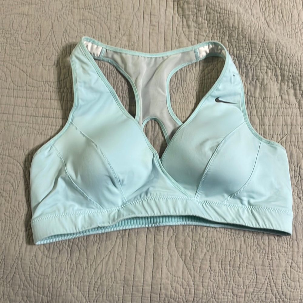 Nike drifit running sports bra